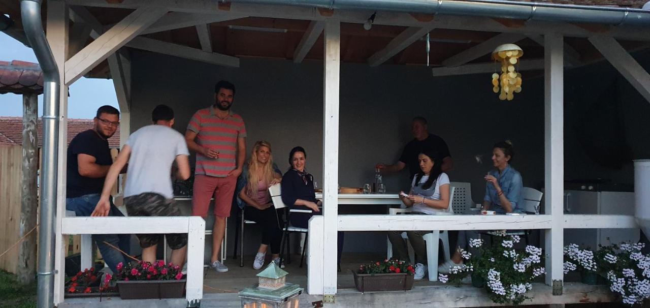 Apartmani Bojeresku Negotin Buitenkant foto