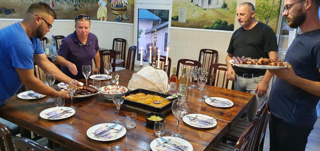 Apartmani Bojeresku Negotin Buitenkant foto