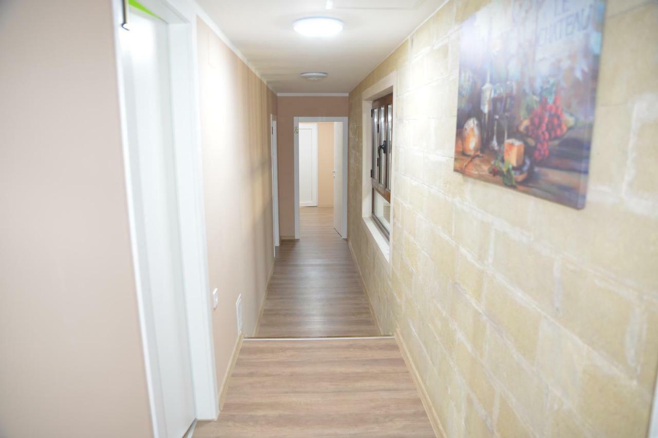 Apartmani Bojeresku Negotin Buitenkant foto