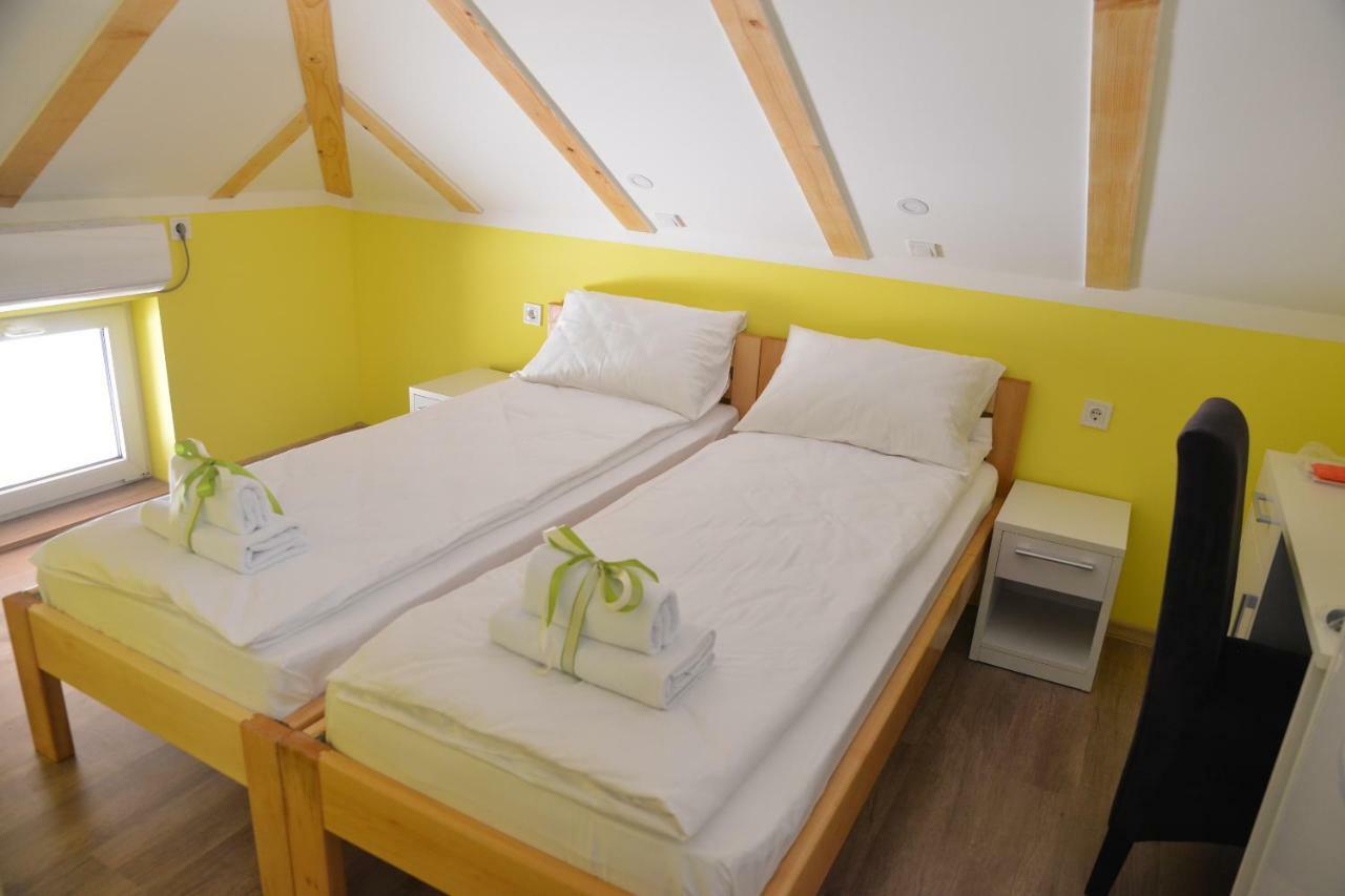 Apartmani Bojeresku Negotin Buitenkant foto