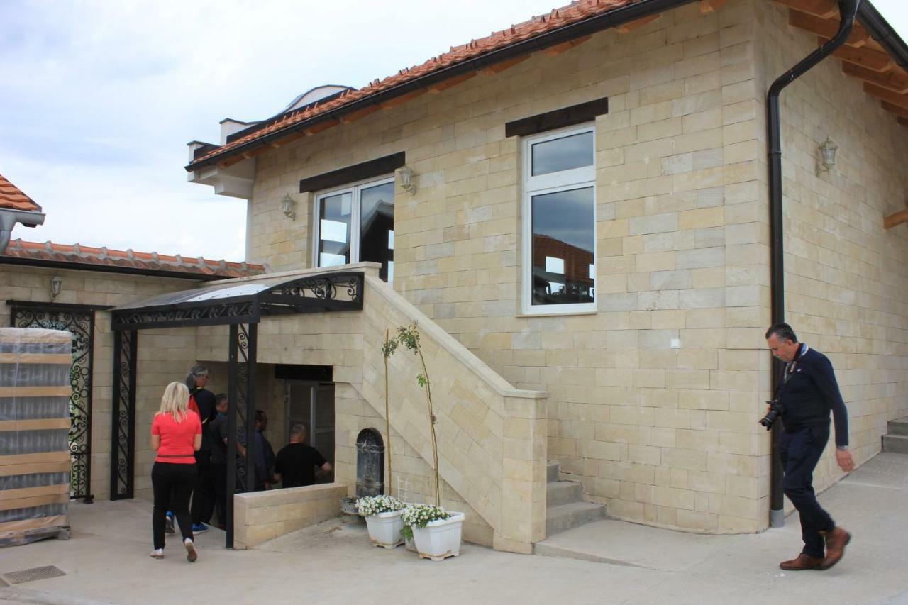 Apartmani Bojeresku Negotin Buitenkant foto