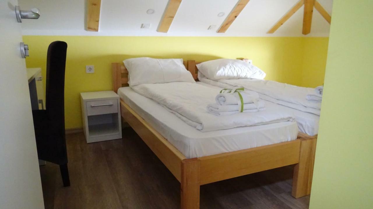 Apartmani Bojeresku Negotin Buitenkant foto
