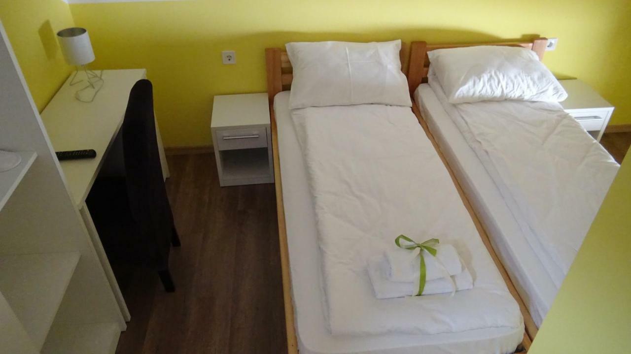Apartmani Bojeresku Negotin Buitenkant foto