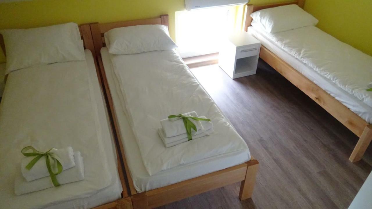 Apartmani Bojeresku Negotin Buitenkant foto